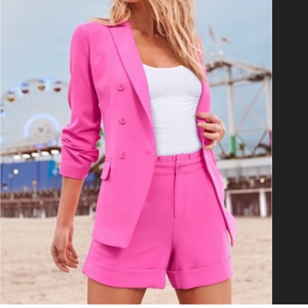 VENUS Coral Blazer and Shorts Set